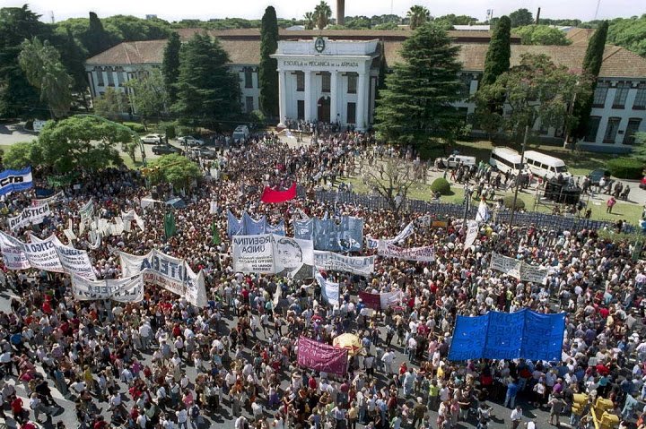 04032418damian dopacio